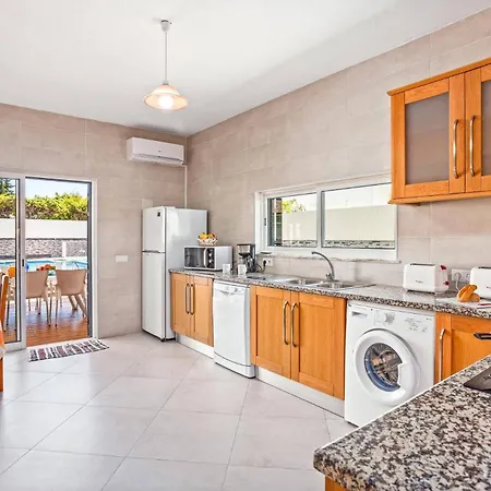 Villa Sea Star By
